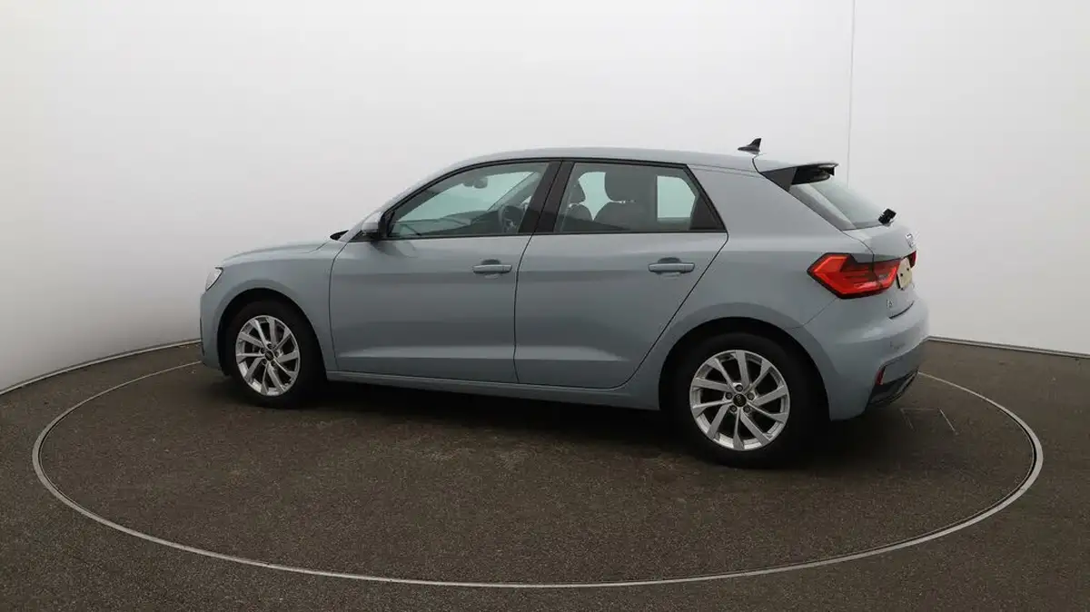 2022-audi-a1-10-25-tfsi-sport-big-37