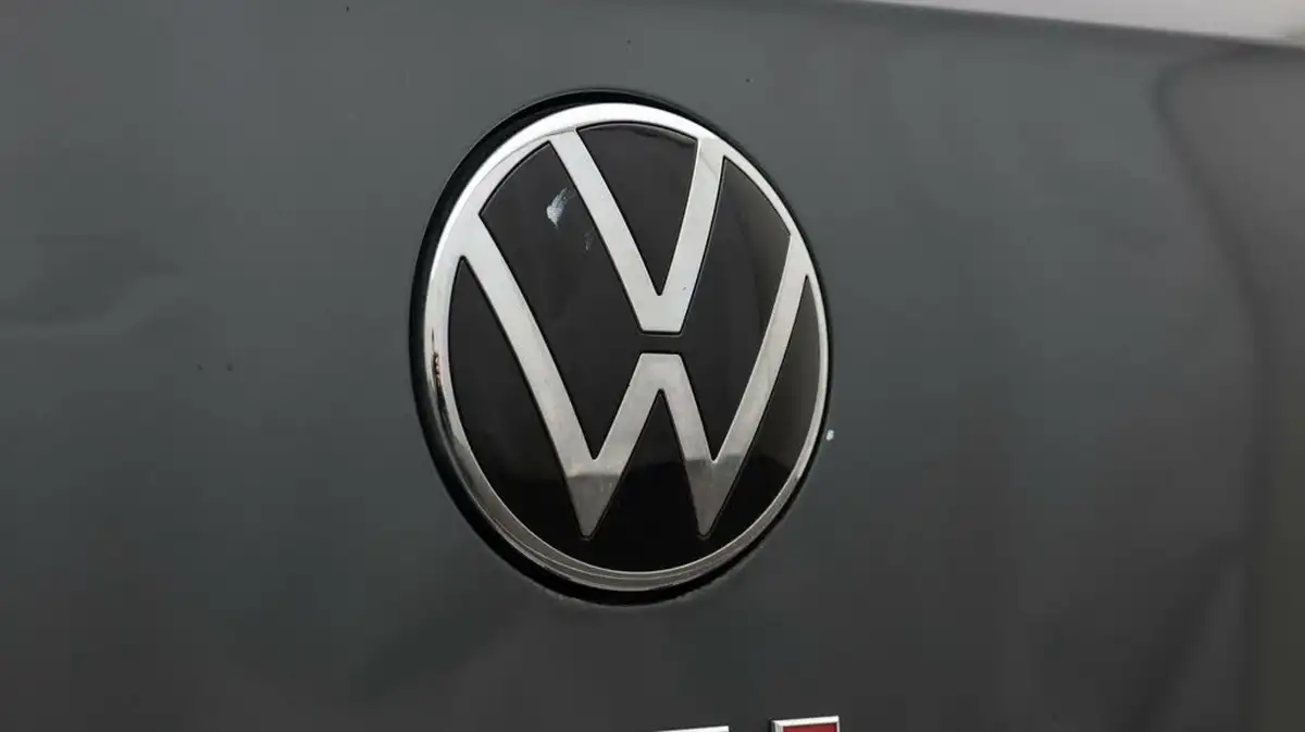 2021-volkswagen-golf-20-tsi-gti-dsg-big-21
