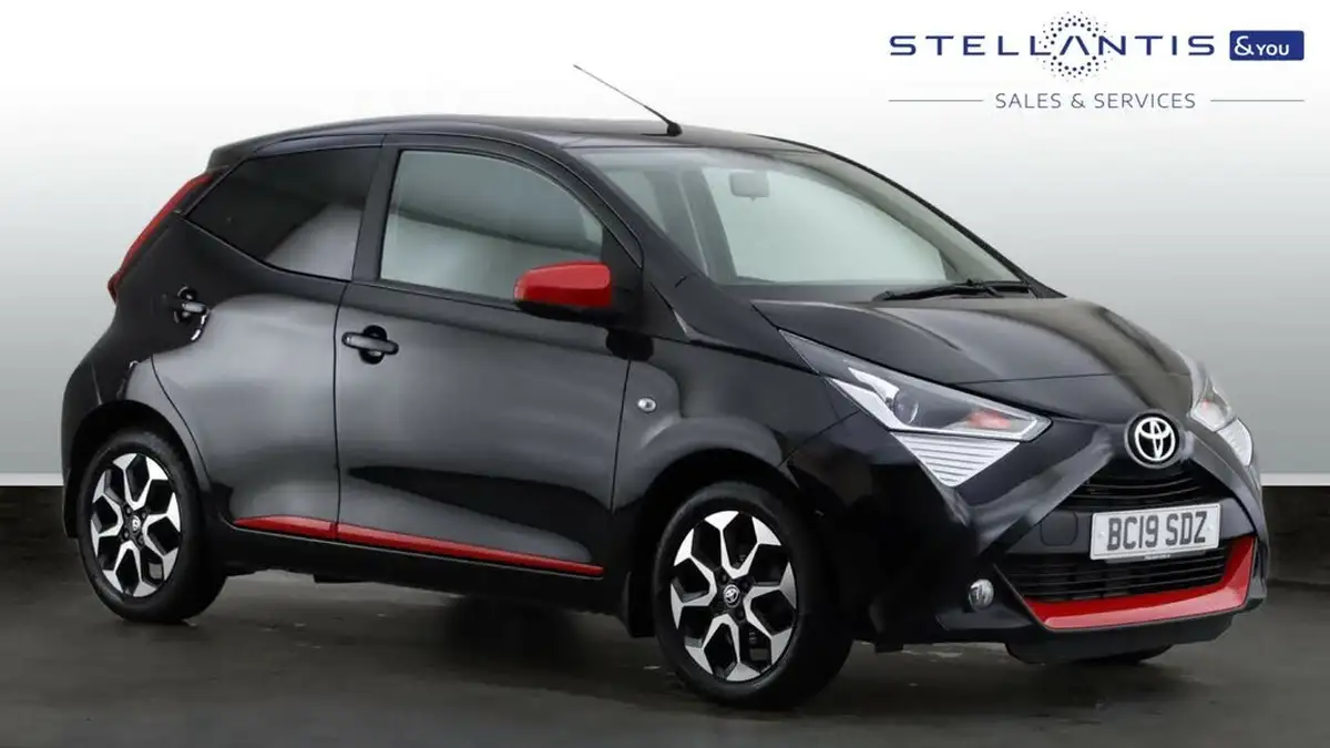 2019-toyota-aygo-10-vvt-i-x-trend-big-0
