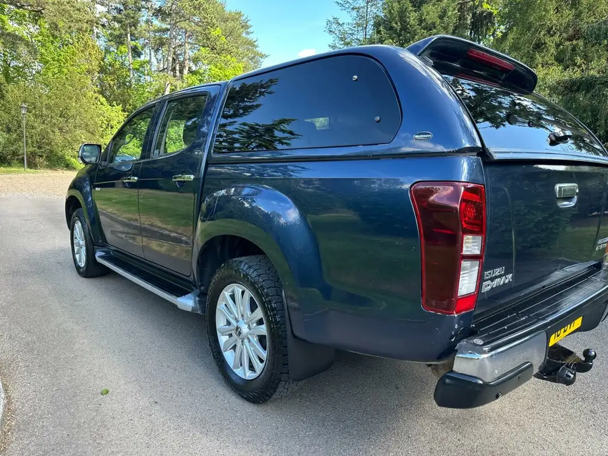 2016-isuzu-d-max-25td-yukon-huntsman-auto-big-16