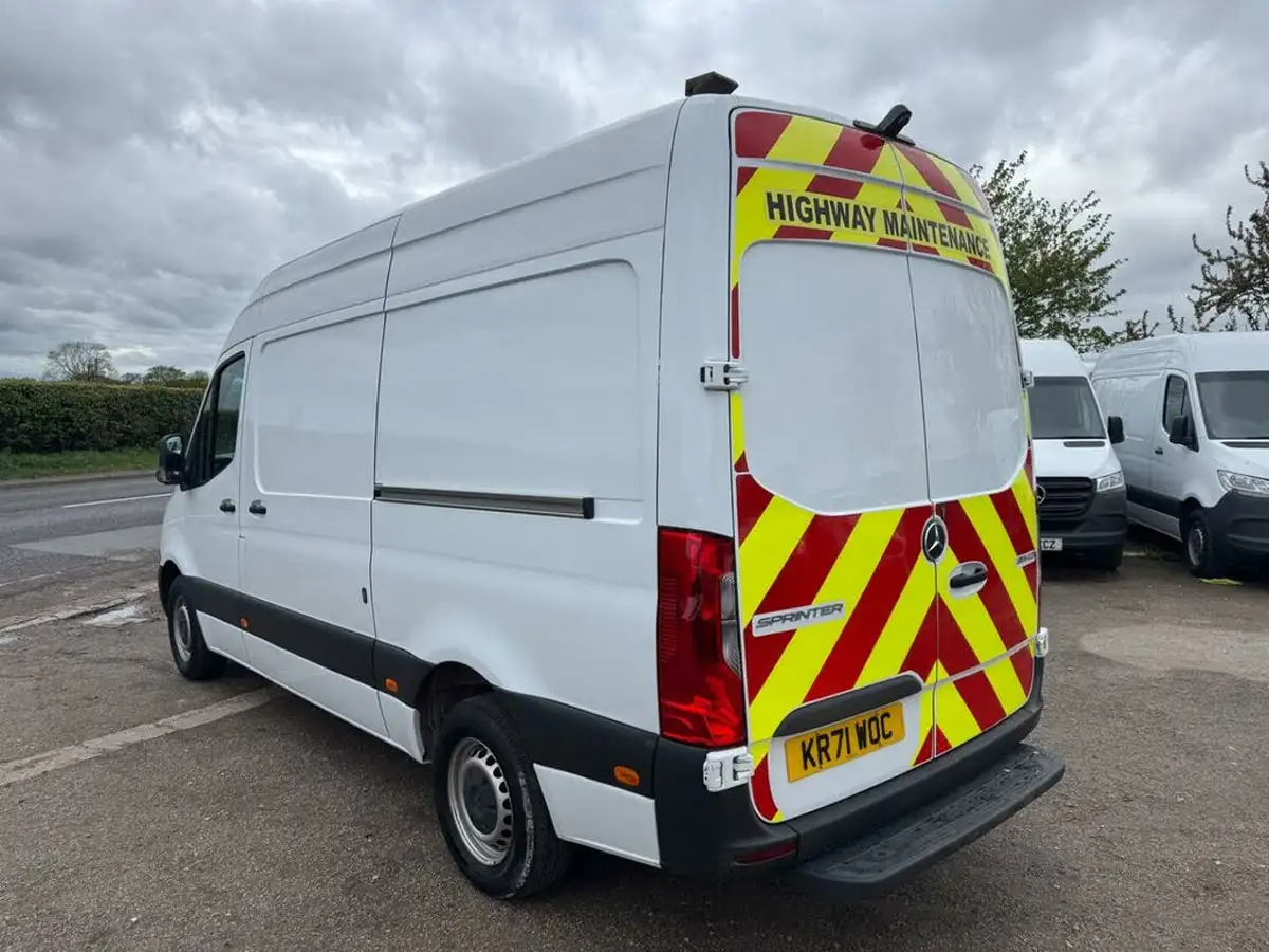 2022-mercedes-benz-sprinter-20cdi-315-l3h2-progressive-150pseu6d-panel-eco-gear-360-big-5