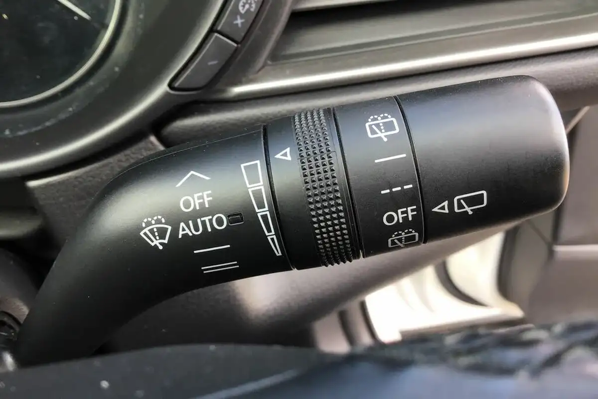 2022-mazda-cx-30-20-e-skyactiv-g-se-l-big-18