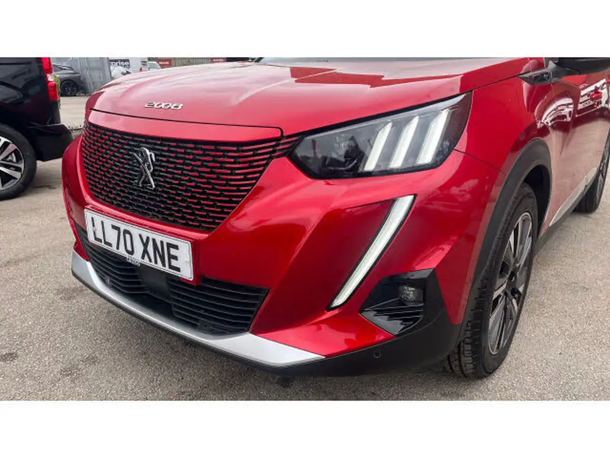 2020-peugeot-2008-suv-e-gt-big-43