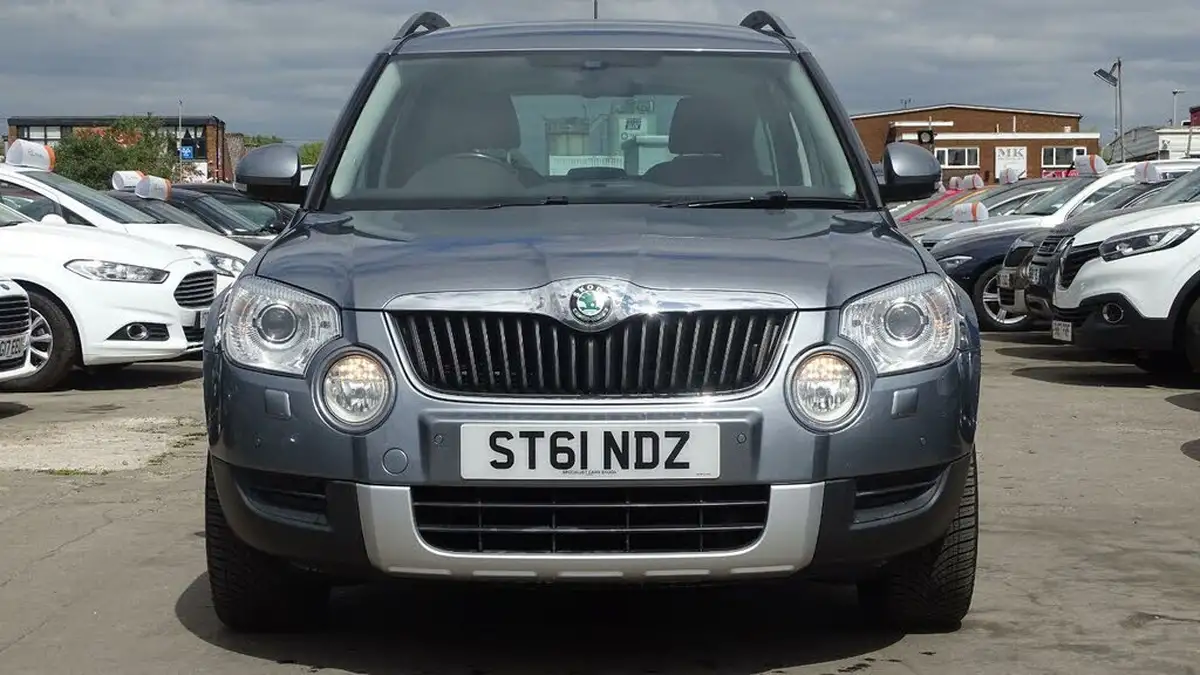 2011-skoda-yeti-20td-elegance-172ps-4x4-big-4