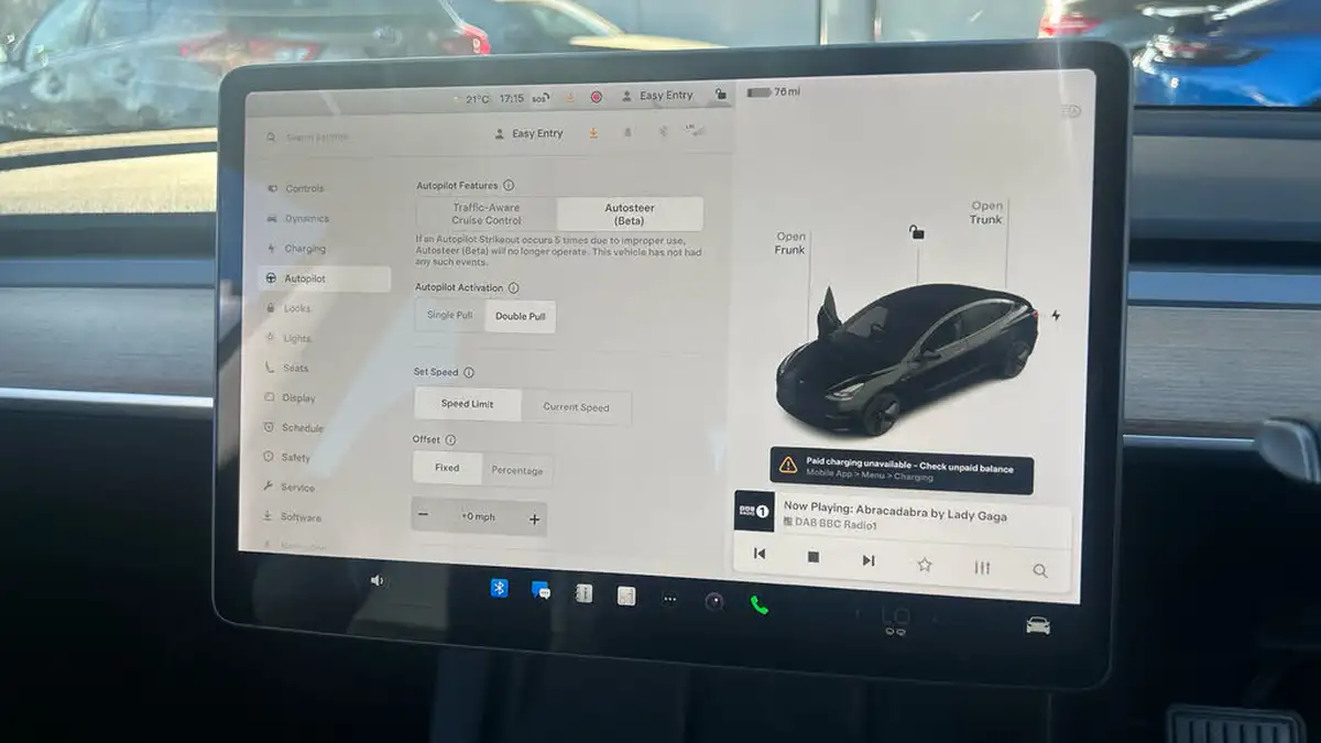 2021-tesla-model-3-e-long-range-awd-big-29