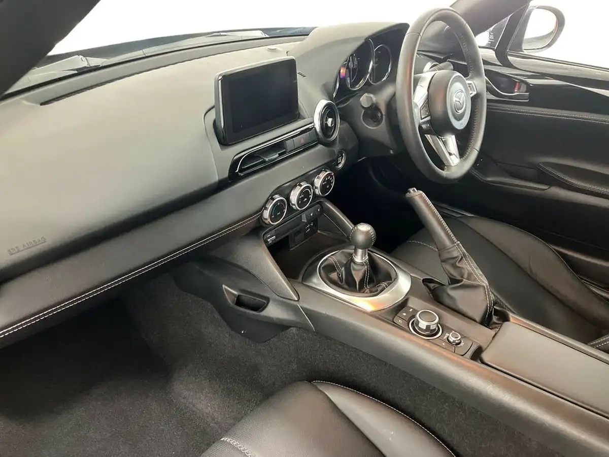2021-mazda-mx-5-15-sport-convertible-big-5