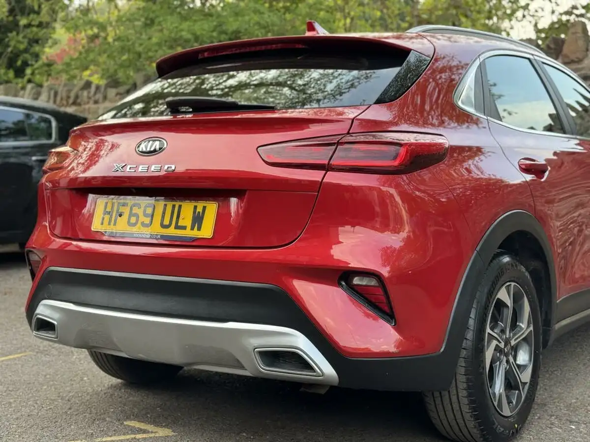 2020-kia-xceed-10-t-gdi-2-big-17