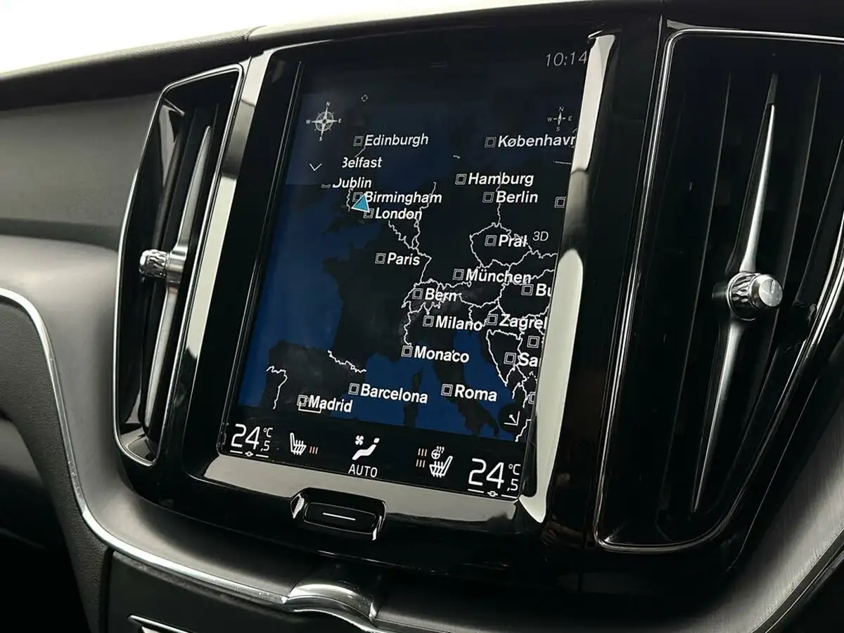 2019-volvo-xc60-20td-b4-momentum-big-18