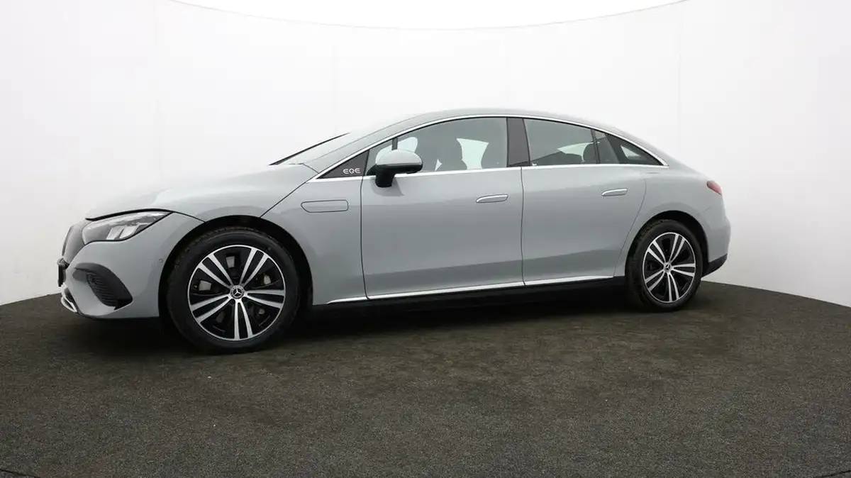 2023-mercedes-benz-eqe-e-eqe-300-sport-edition-big-56