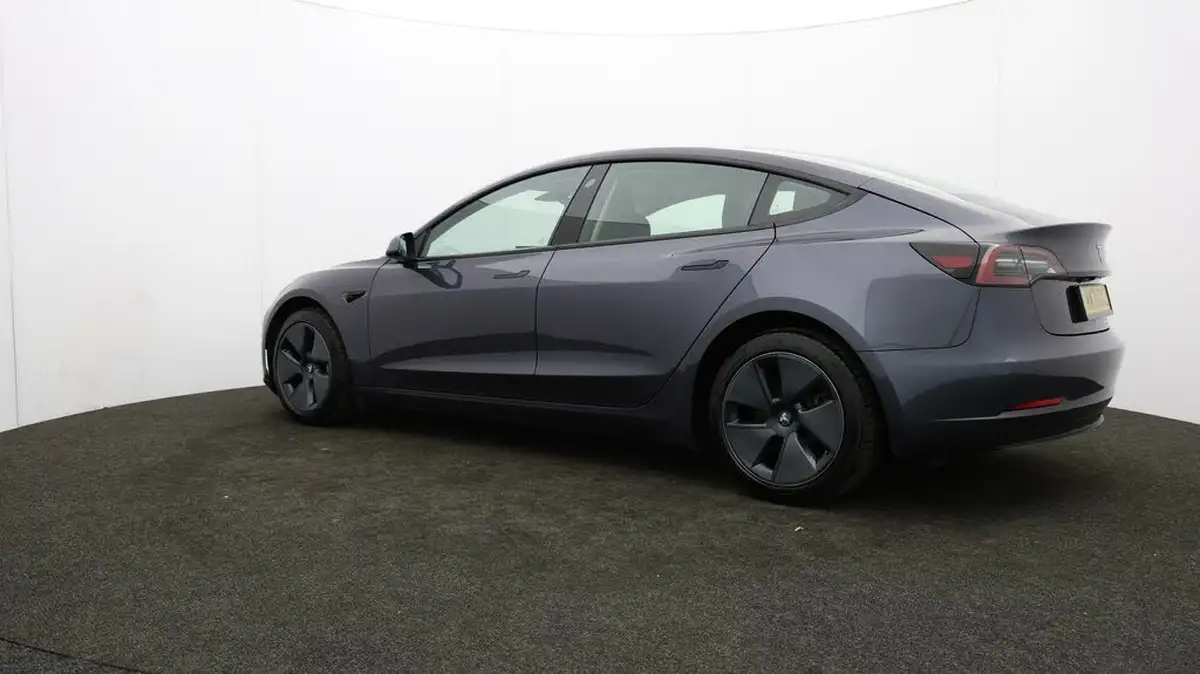 2021-tesla-model-3-e-long-range-awd-big-67
