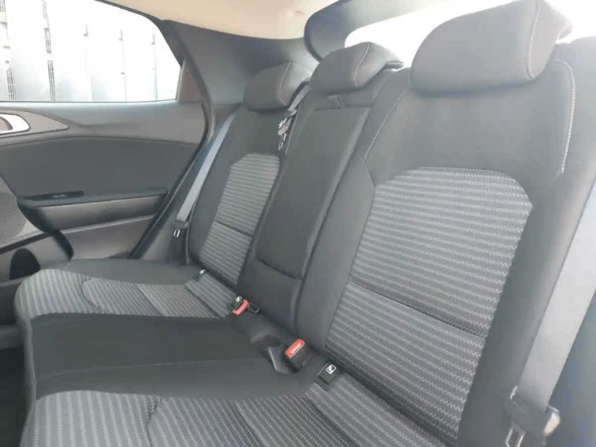 2023-kia-xceed-15-t-gdi-2-158bhp-big-5