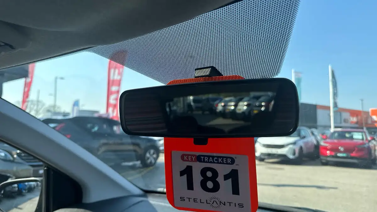 2021-citroen-c1-10-vti-shine-5d-big-36