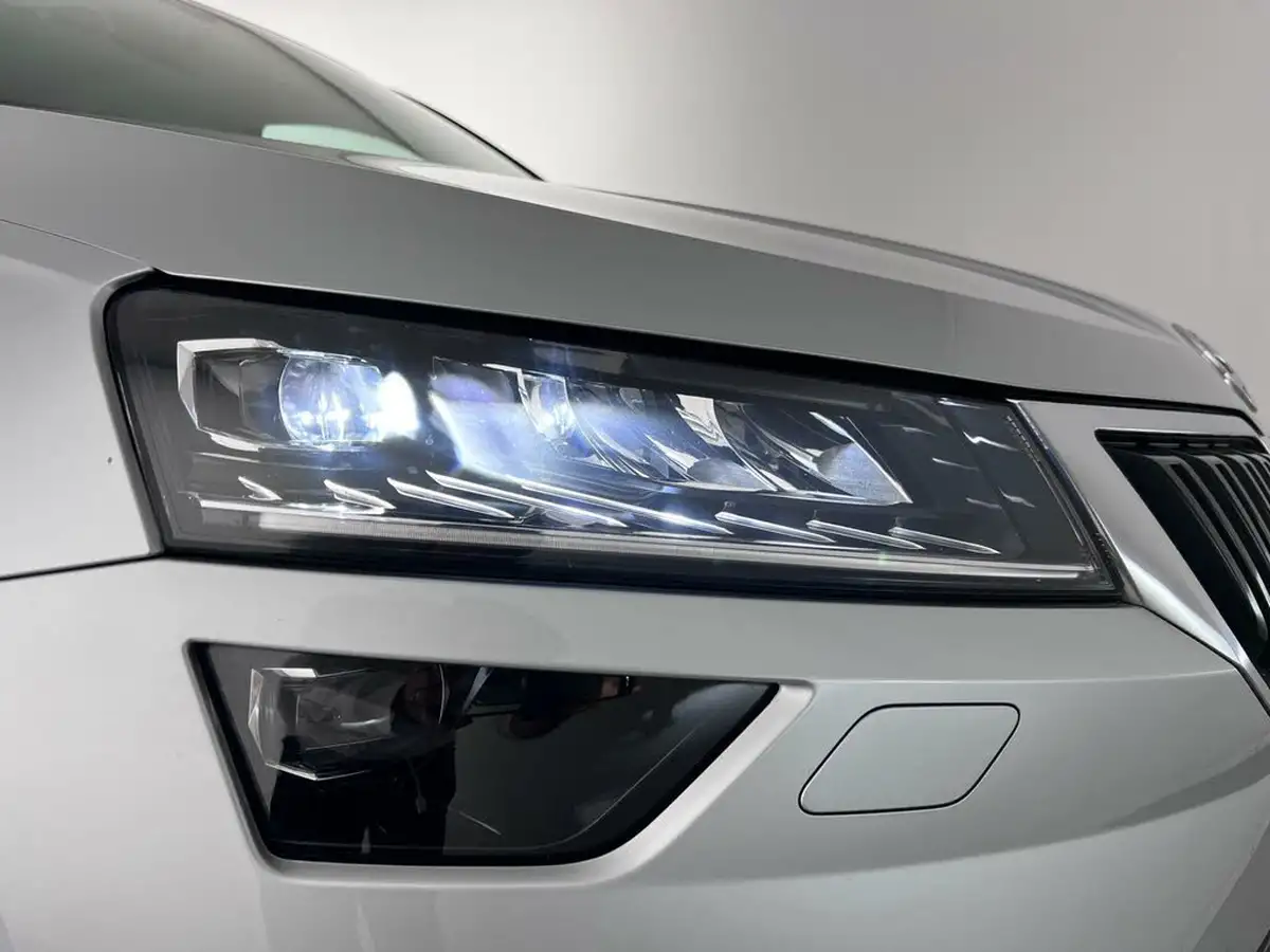 2021-skoda-karoq-15-tsi-se-l-dsg-big-5