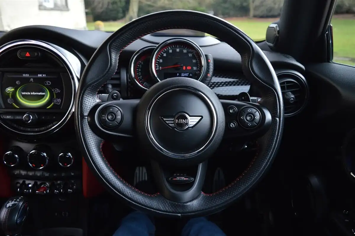 2015-mini-cooper-20-cooper-jcw-ss-sport-auto-big-24