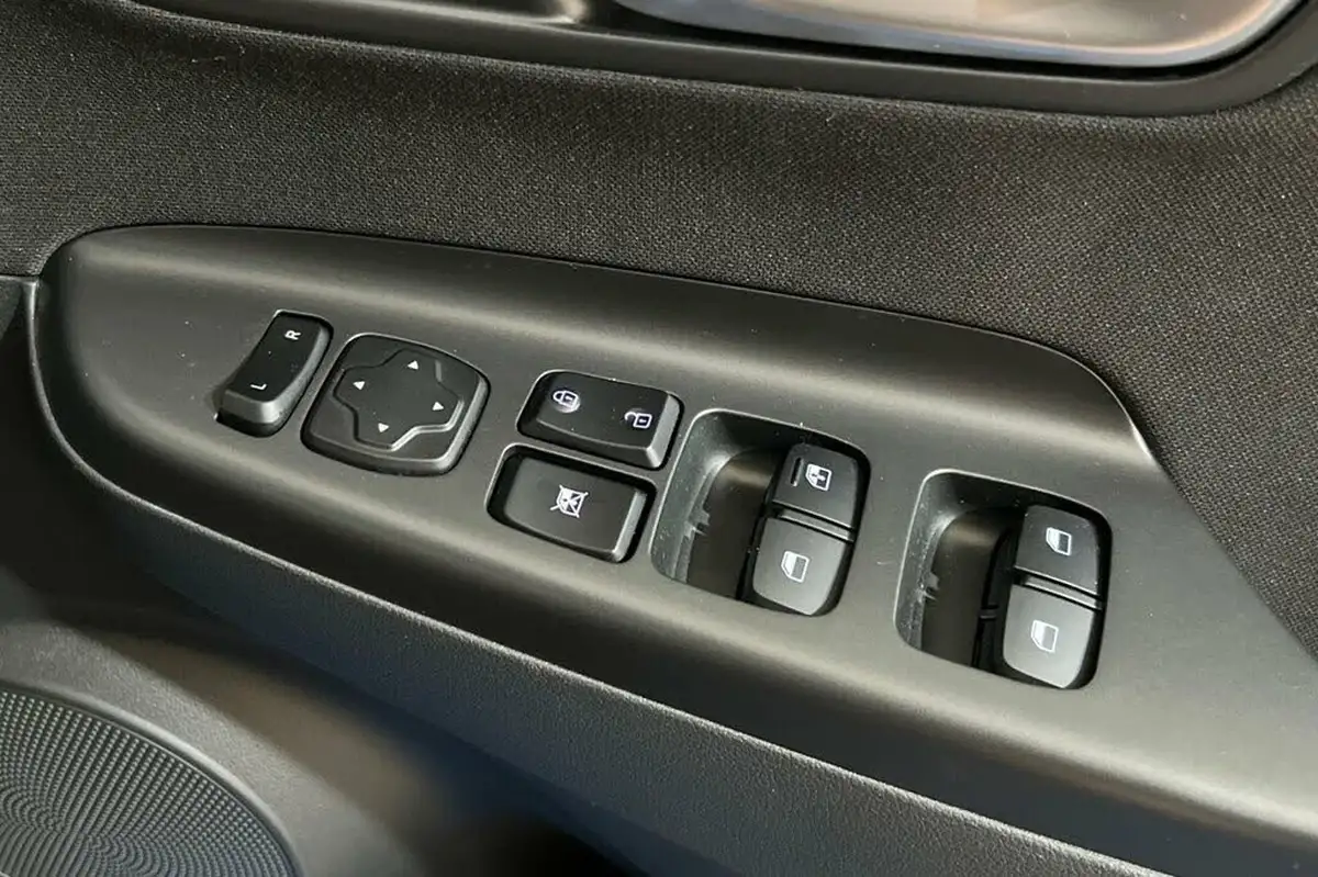 2022-hyundai-kona-16-gdi-se-connect-big-31