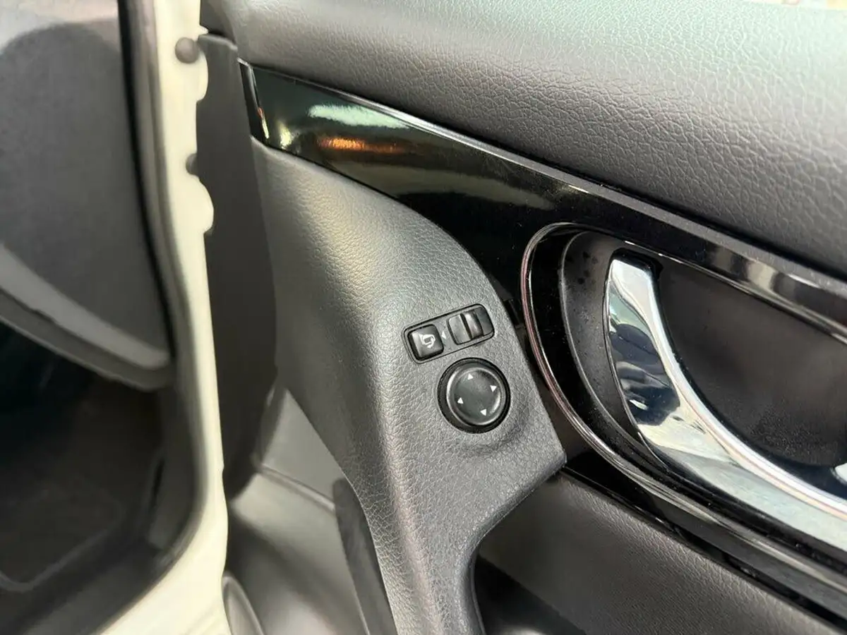 2021-nissan-qashqai-13-dig-t-n-connecta-140ps-big-32