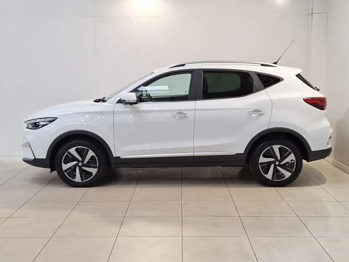 2024-mg-zs-suv-e-trophy-connect-ev-176ps-big-3