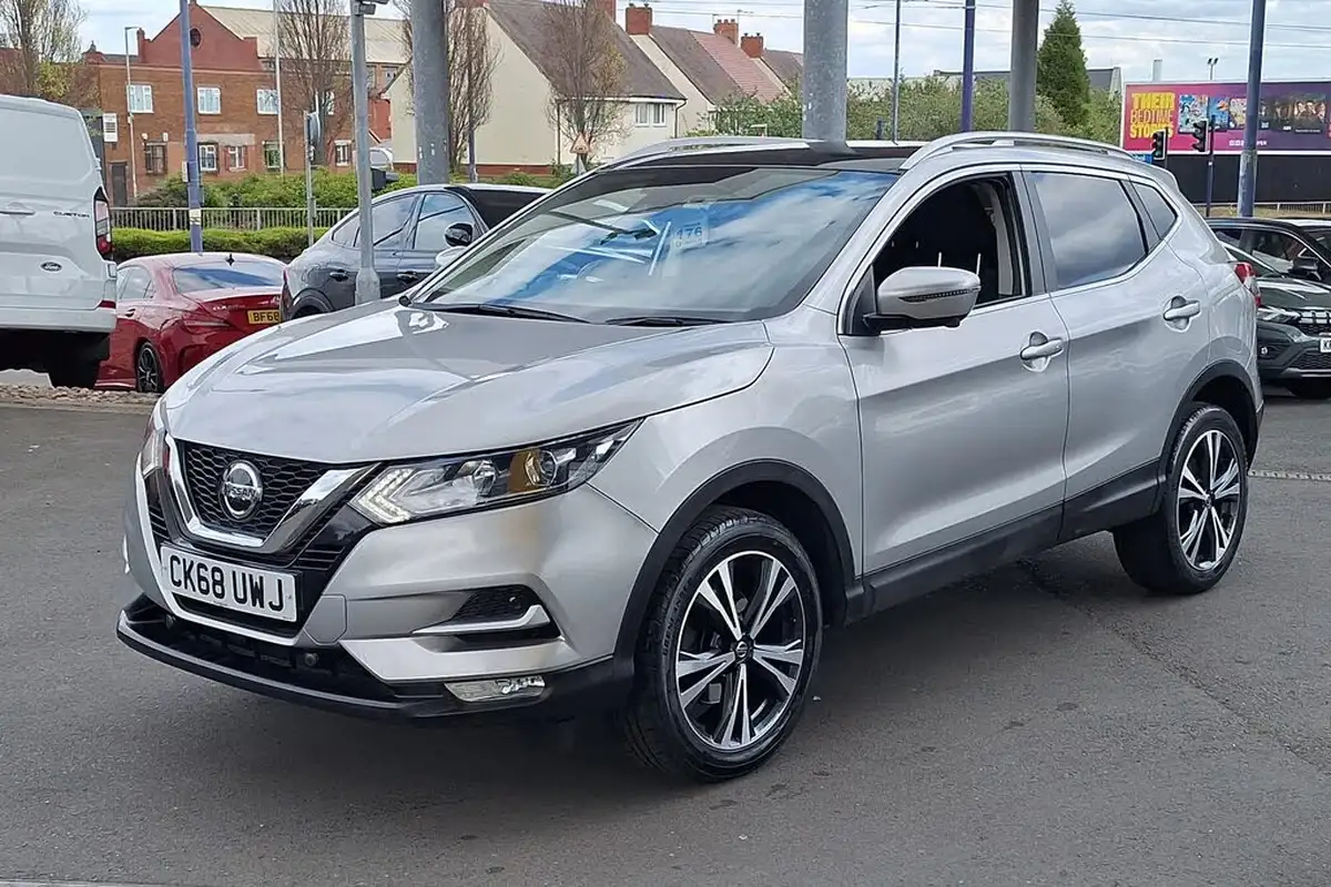 2018-nissan-qashqai-12-dig-t-n-connecta-big-14