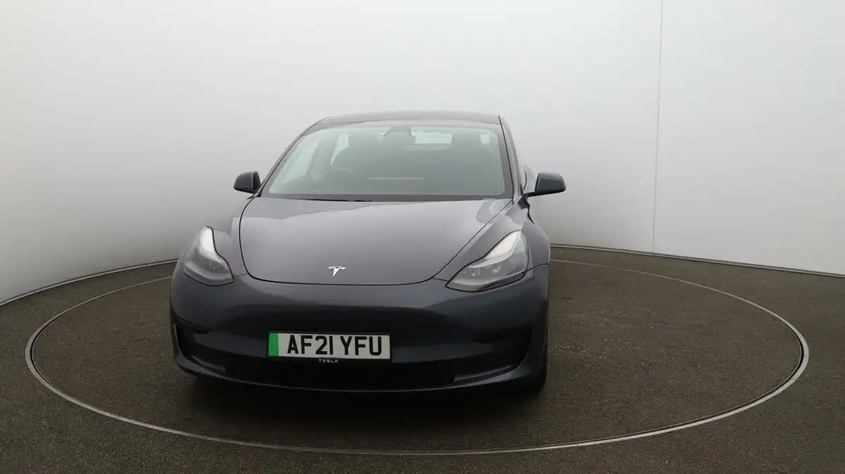 2021-tesla-model-3-e-standard-plus-big-31