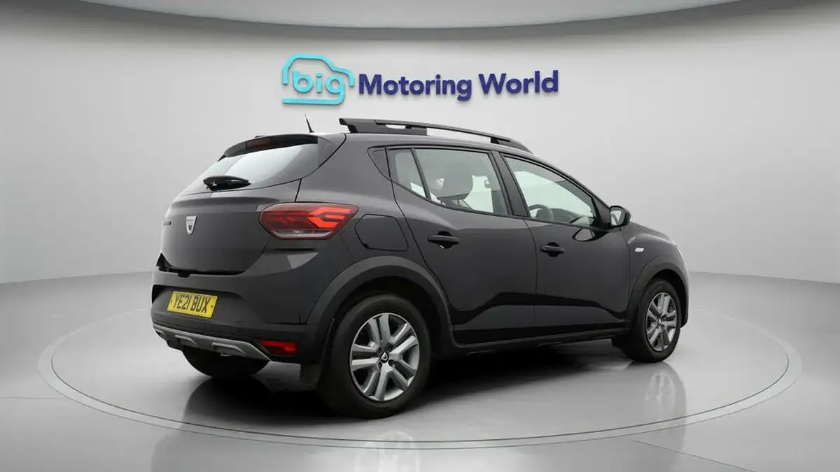 2021-dacia-sandero-stepway-10-tce-essential-90bhp-big-6