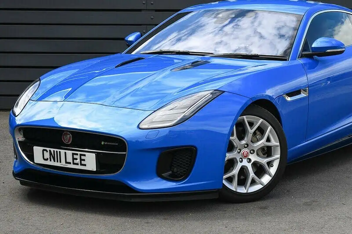 2017-jaguar-f-type-20-i4-r-dynamic-coupe-big-8