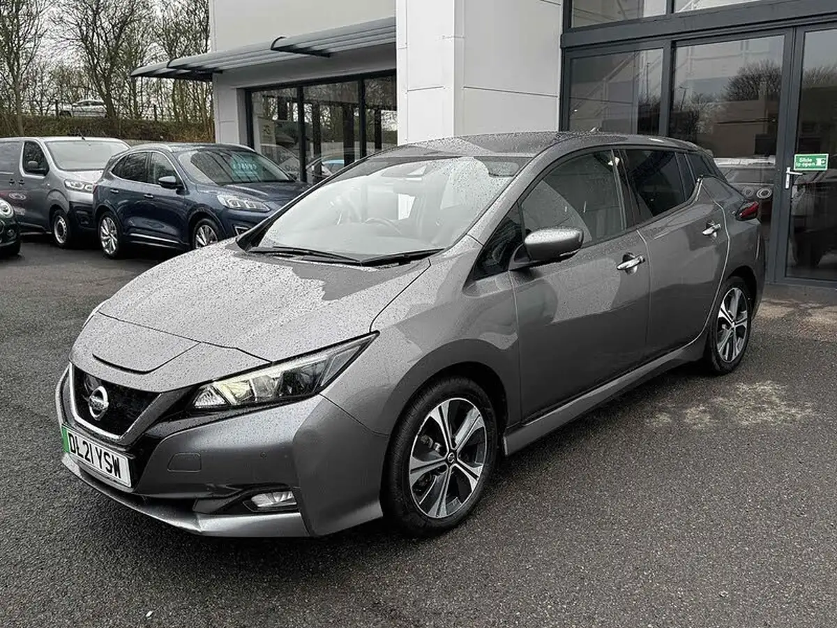 2021-nissan-leaf-e-n-connecta-big-23