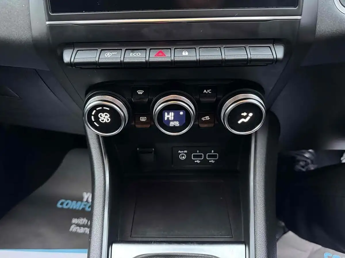 2021-renault-captur-13-tce-iconic-edition-big-27