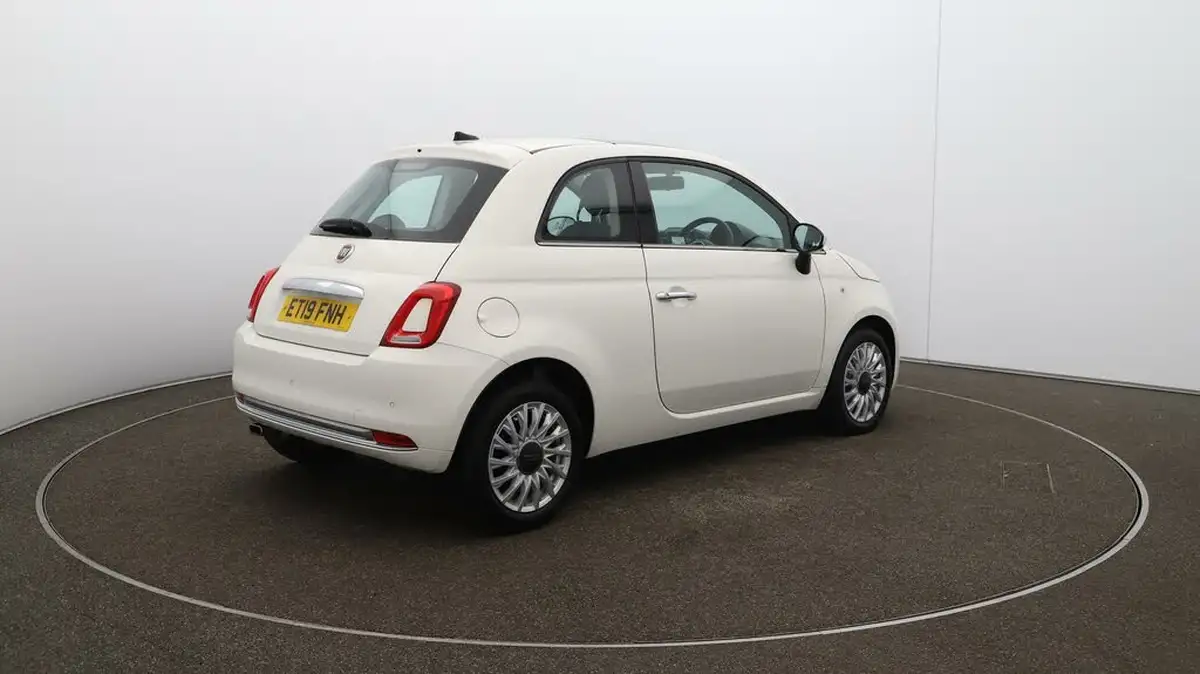 2019-fiat-500-12-lounge-ss-big-44