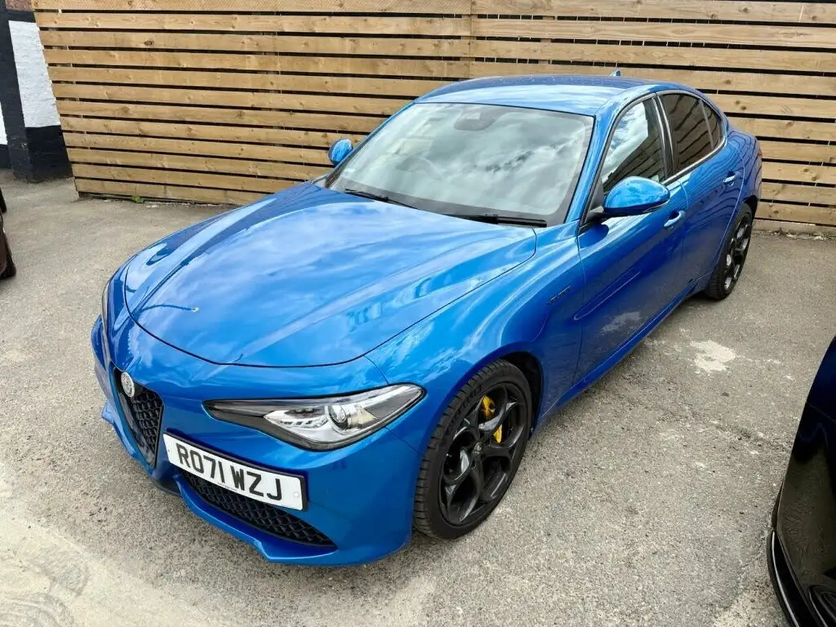 2021-alfa-romeo-giulia-20-veloce-276bhp-big-15