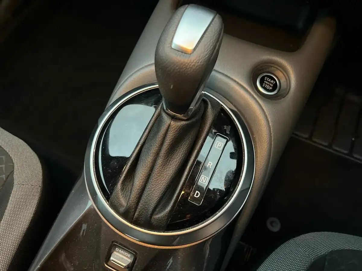 2022-nissan-juke-10-dig-t-n-connecta-dct-big-17