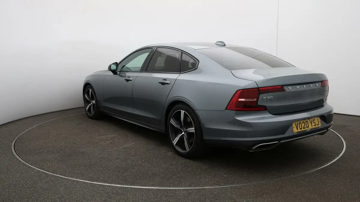2020-volvo-s60-20-b5-r-design-big-54