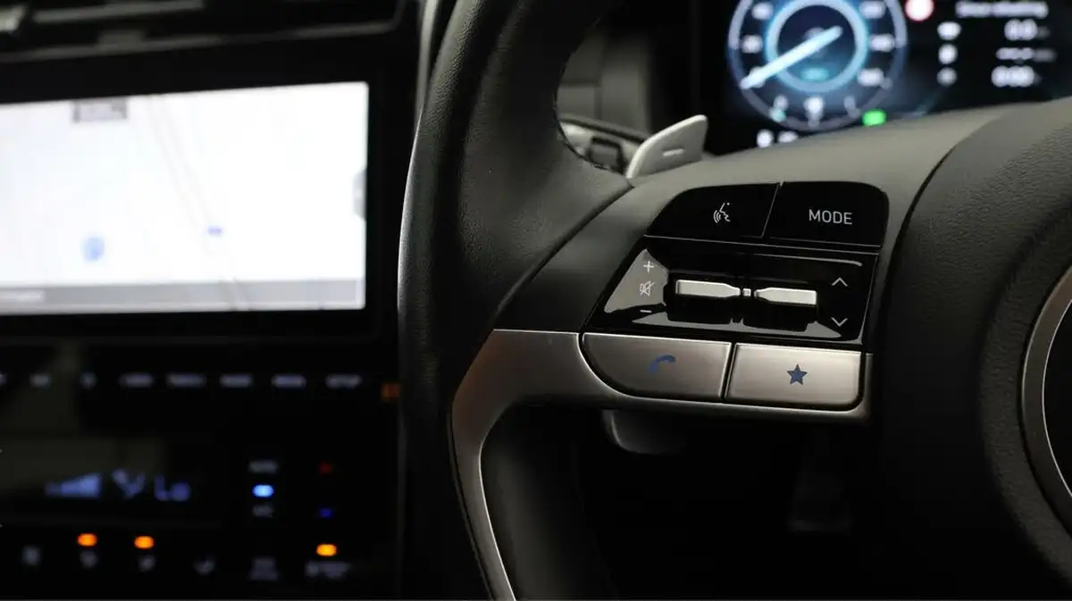 2022-hyundai-tucson-16-t-gdi-premium-265ps-4wd-phev-auto-big-21