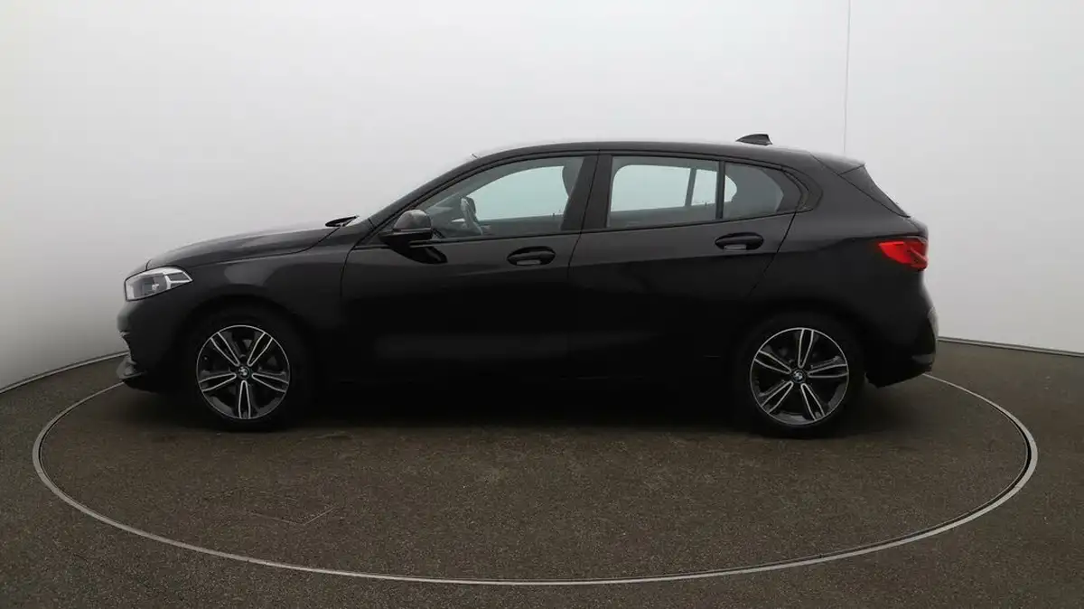 2021-bmw-1-series-15-118i-sport-lcp-big-55
