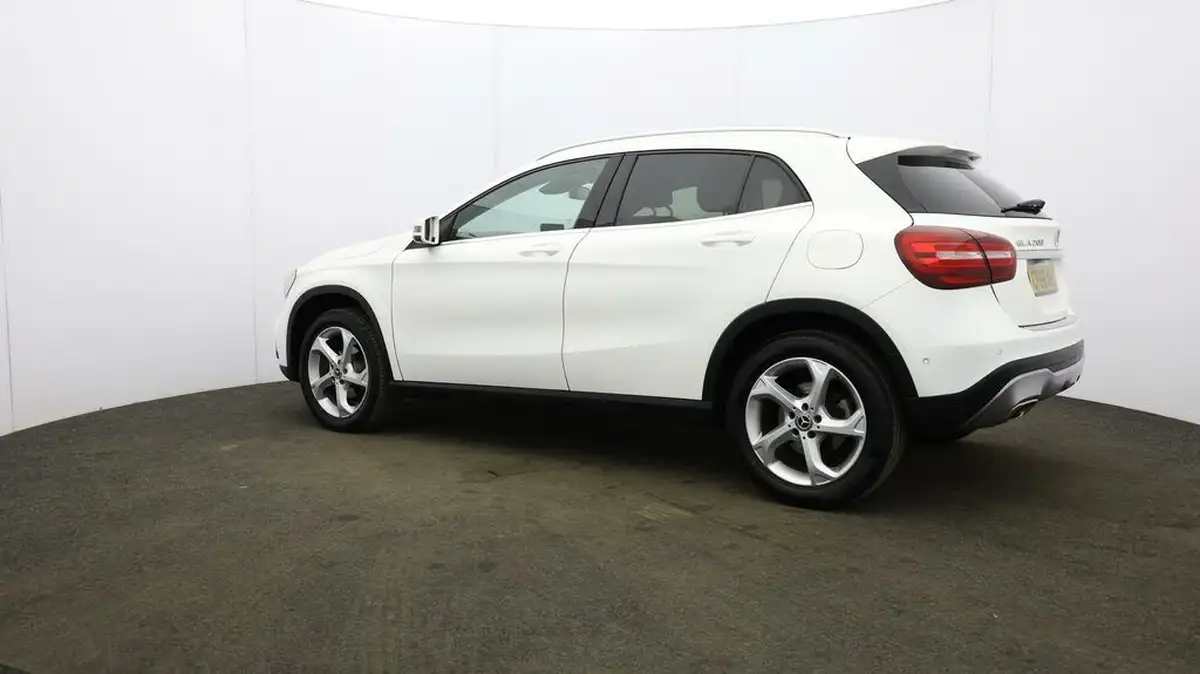 2018-mercedes-benz-gla-class-16-gla-200-sport-156ps-premiumss-7g-dct-big-56