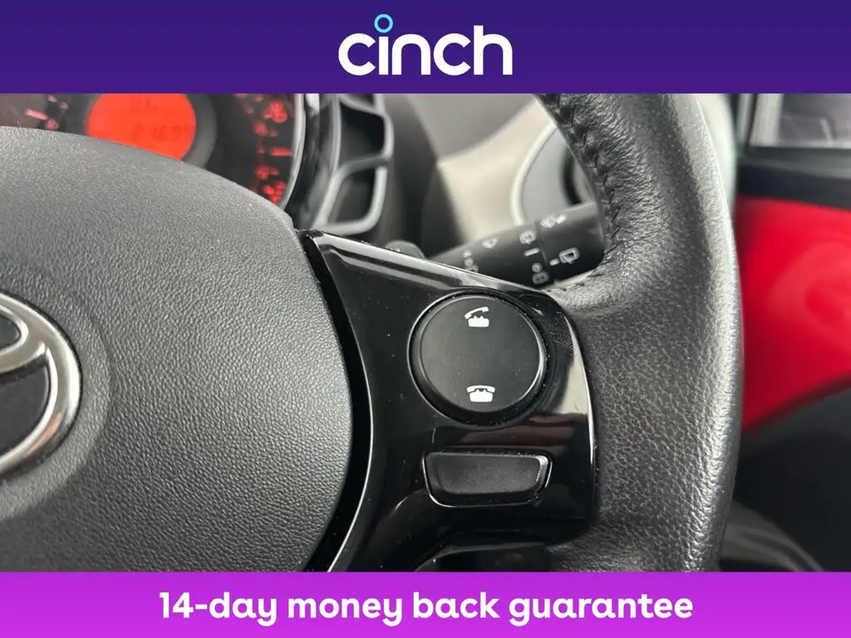 2018-toyota-aygo-10-vvt-i-x-play-71bhp-5d-x-shift-big-23