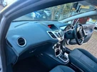 2010-ford-fiesta-14-zetec-96ps-5d-auto-small-13