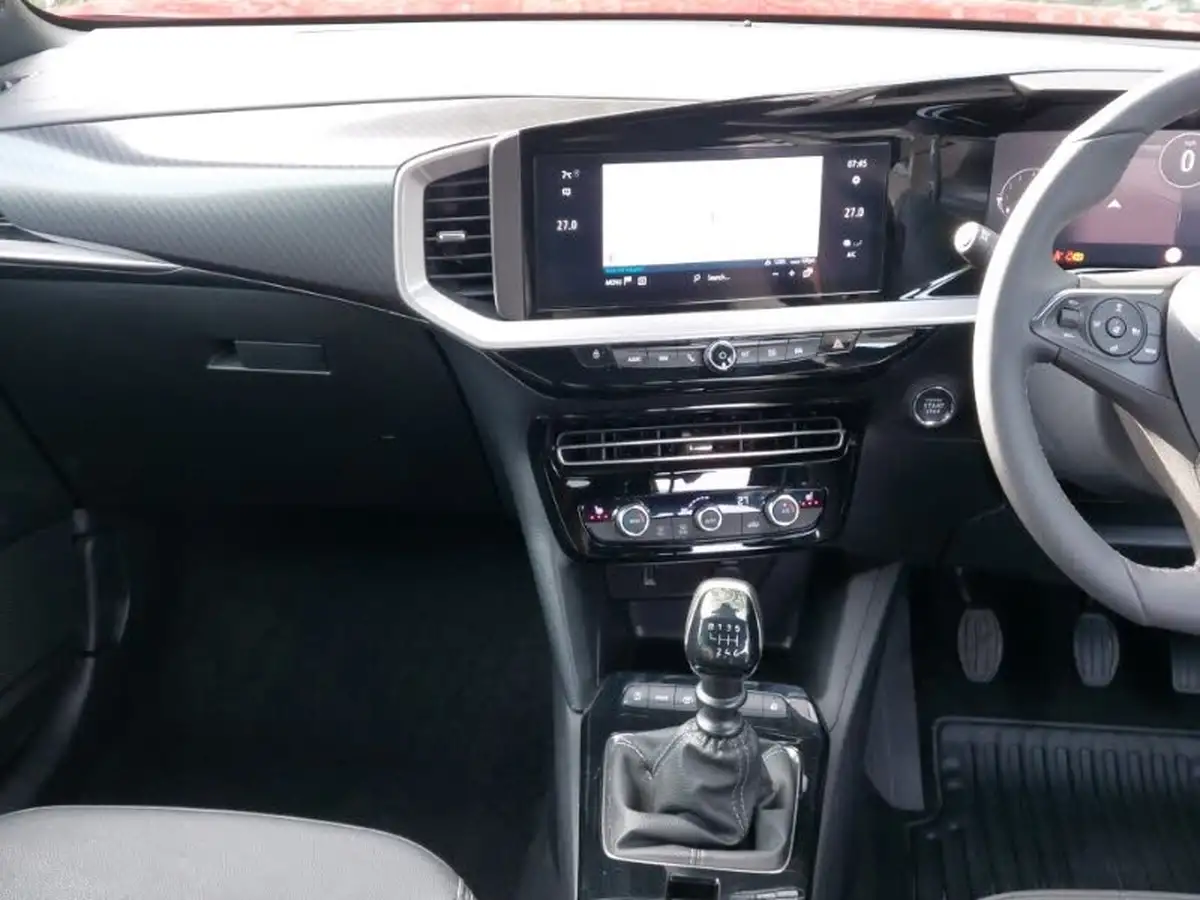 2024-vauxhall-mokka-12-ultimate-136ps-big-9