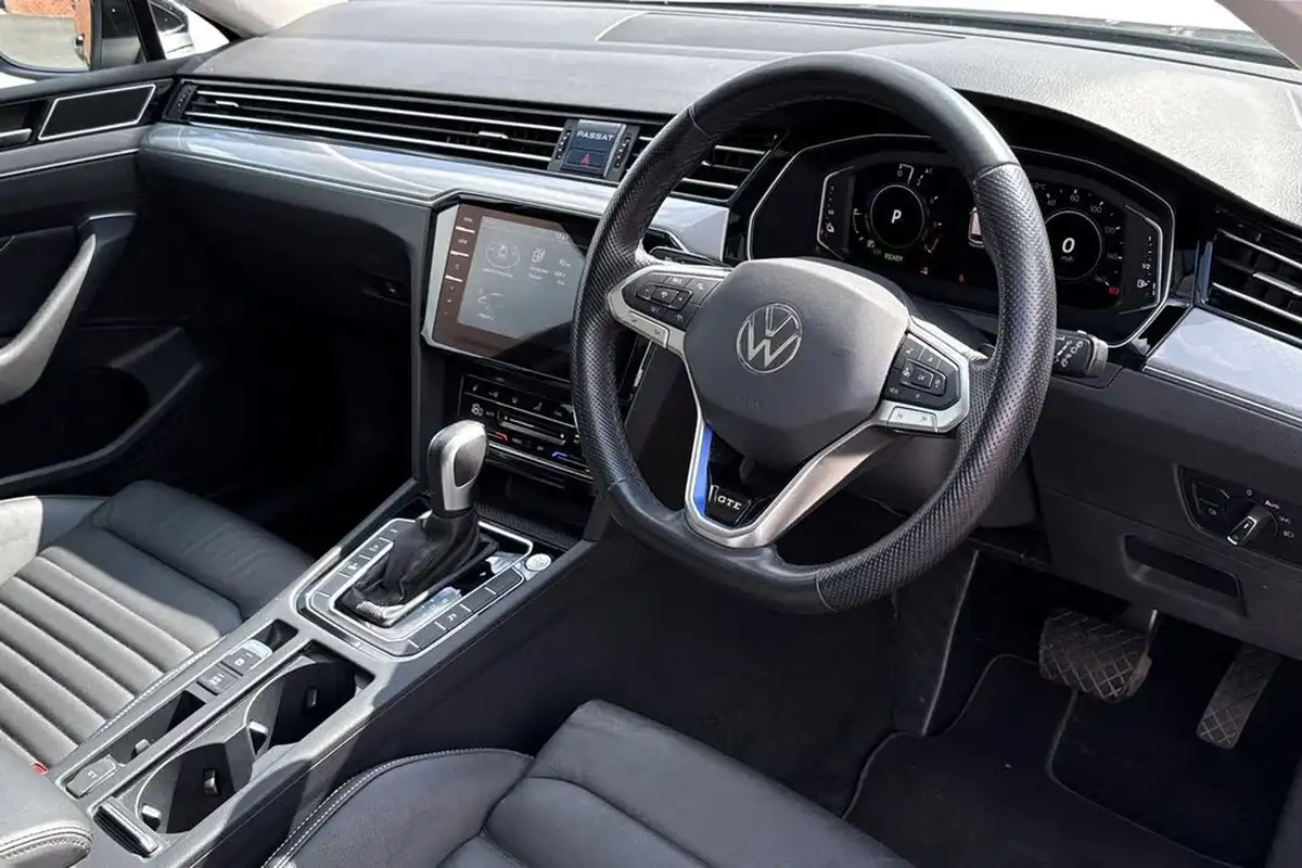 2022-volkswagen-passat-14-tsi-gte-advance-estate-5d-big-13