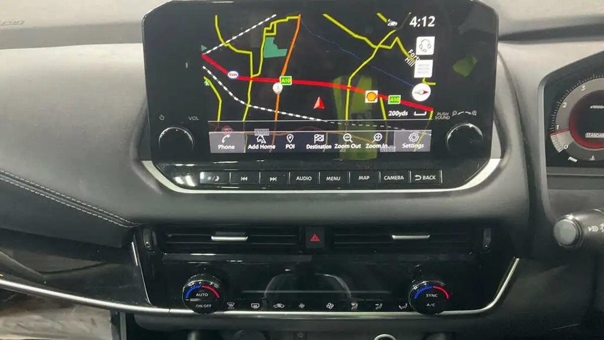 2021-nissan-qashqai-13-dig-t-premiere-edition-140ps-big-2