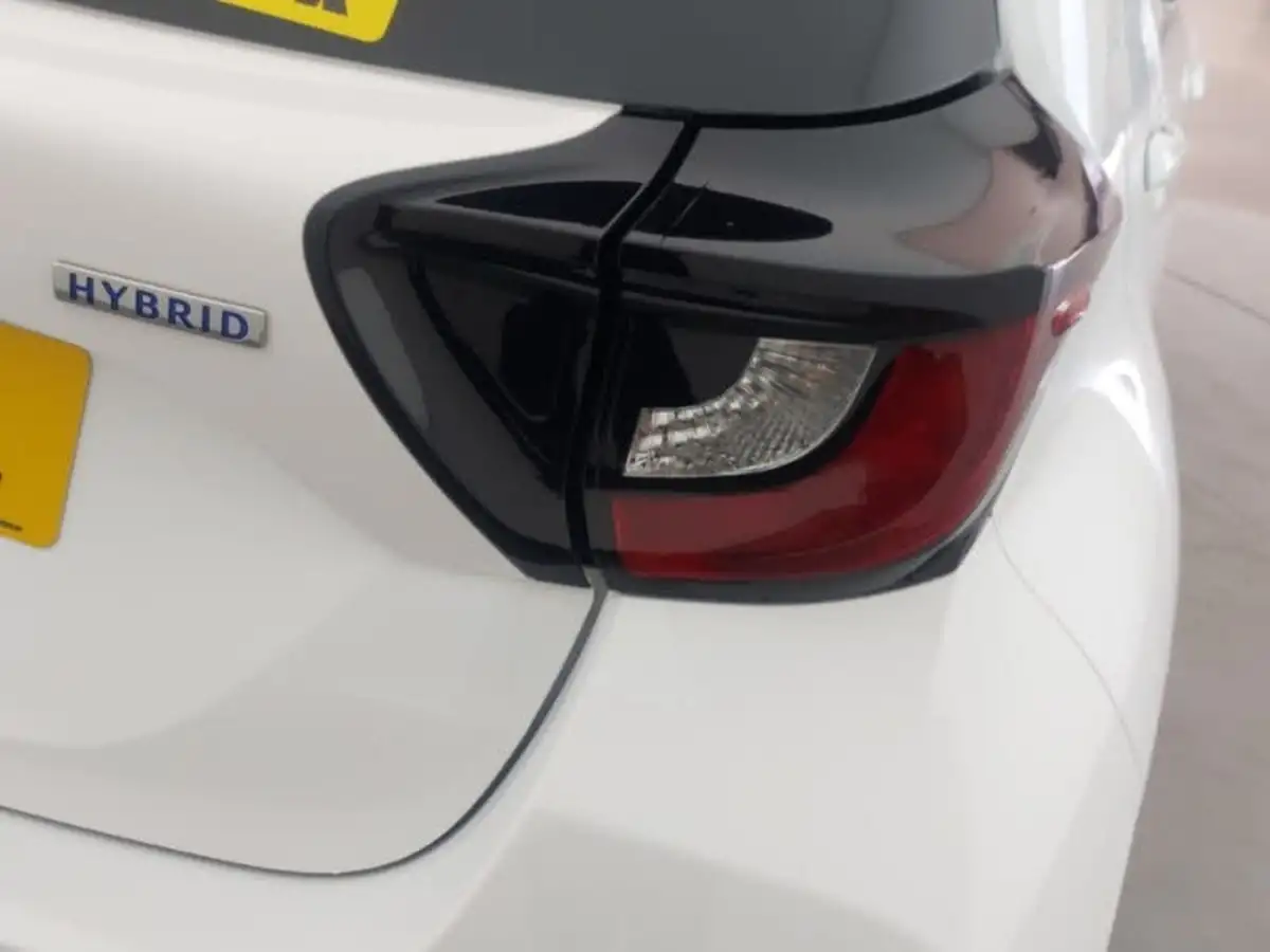 2024-mazda-mazda2-15-exclusive-line-big-13