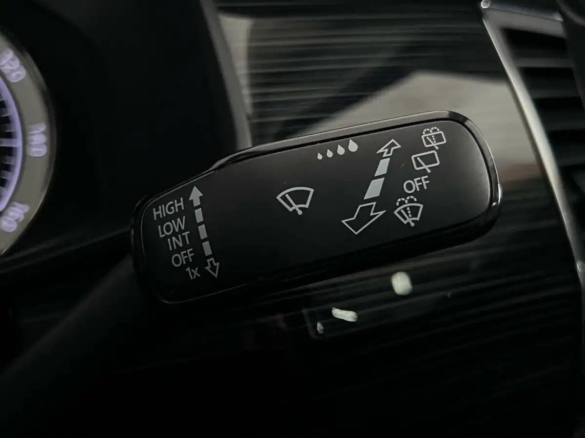 2021-skoda-kodiaq-15-tsi-se-l-dsg-big-20