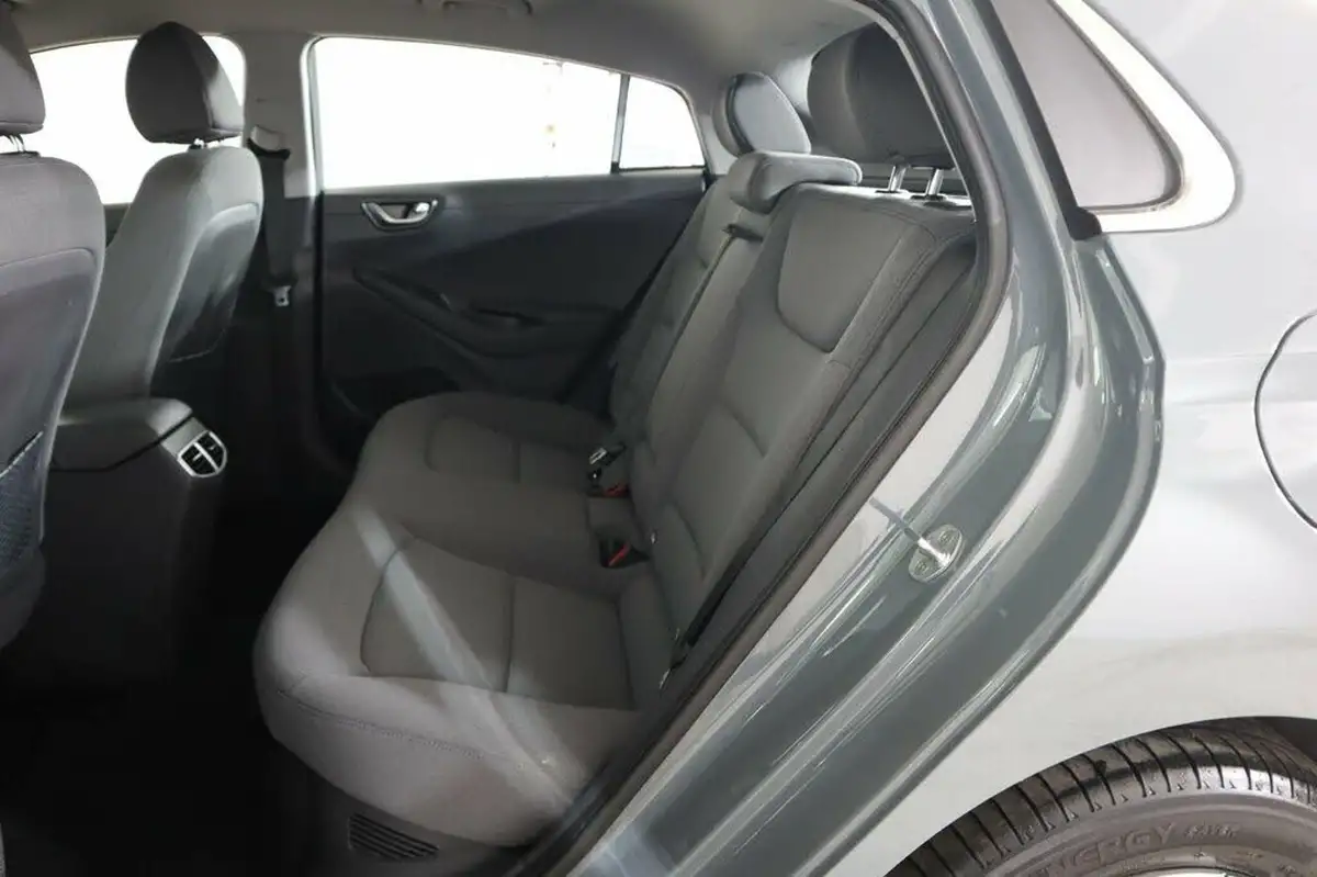 2021-hyundai-ioniq-16-gdi-premium-hybrid-big-12