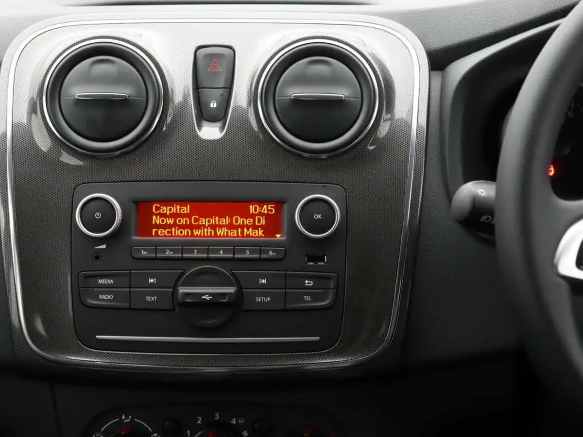 2019-dacia-sandero-stepway-09-tce-essential-big-6