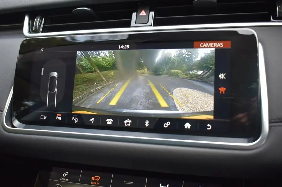 2019-land-rover-range-rover-evoque-20-d180-se-big-12