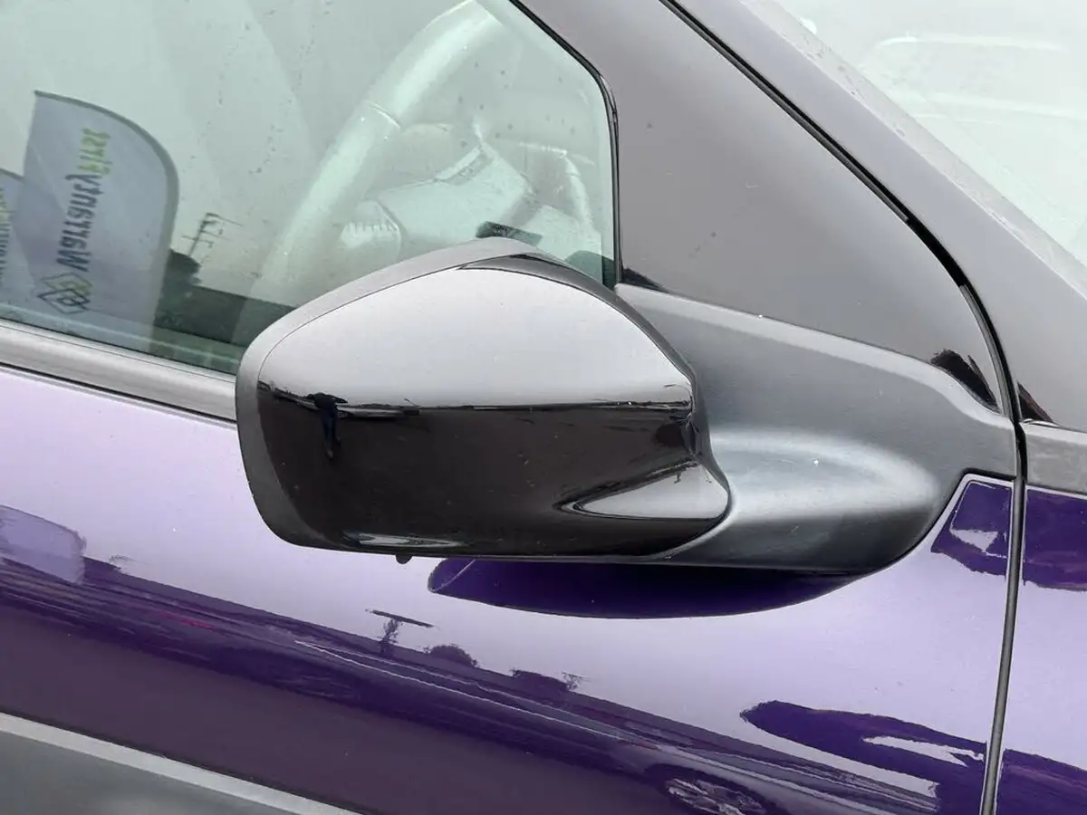 2015-citroen-c4-cactus-16bluehdi-flair-big-30