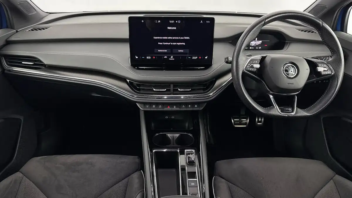 2022-skoda-enyaq-e-80x-sportline-big-10