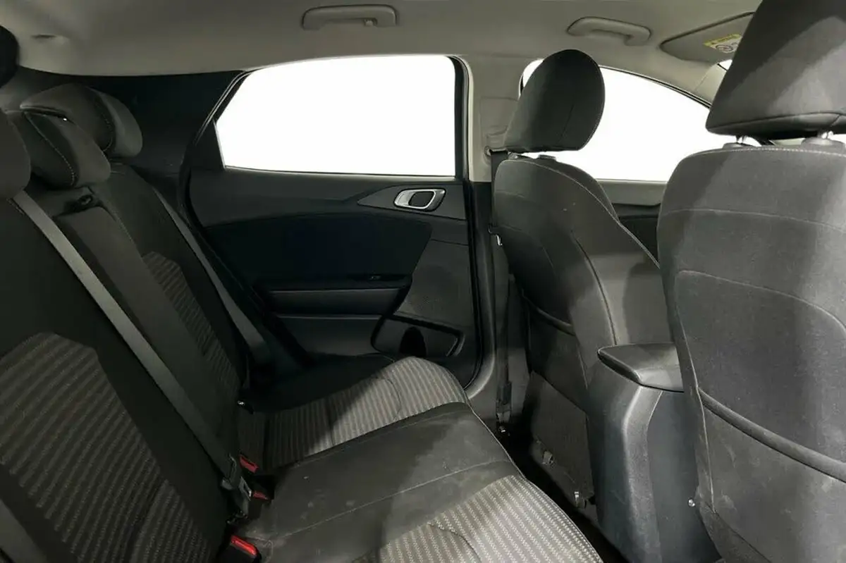 2021-kia-xceed-10-t-gdi-2-big-7
