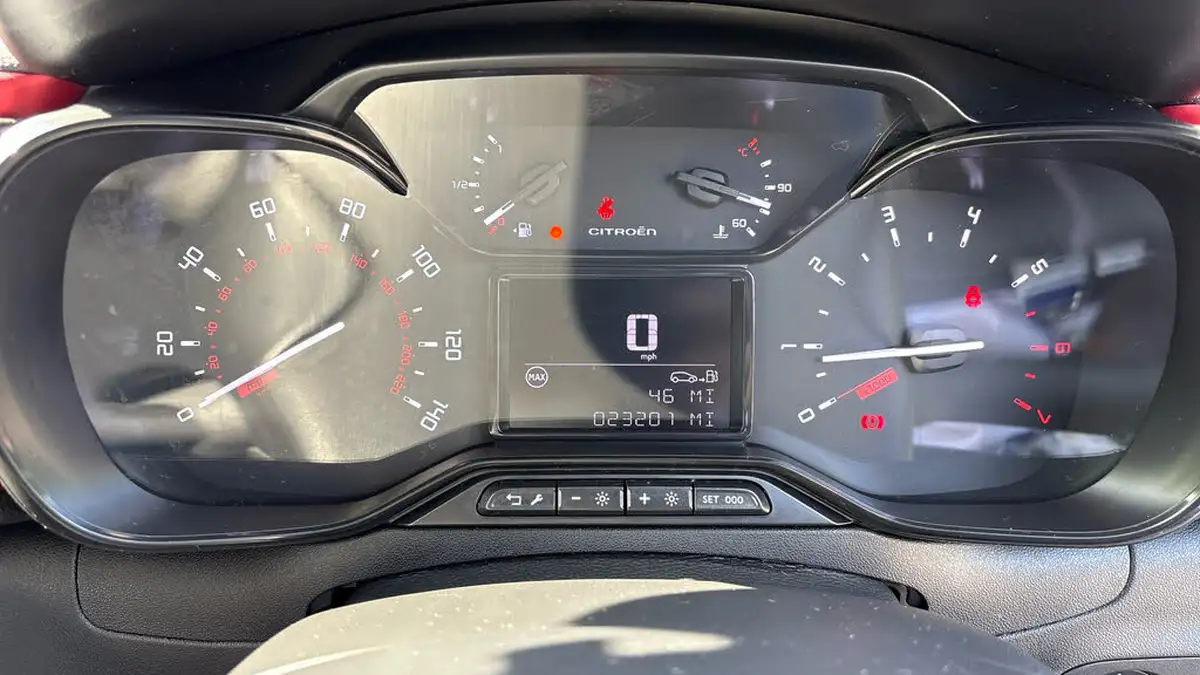 2022-citroen-c3-12-puretech-c-series-big-12