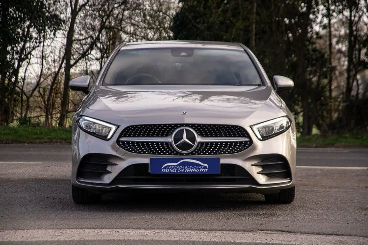 2020-mercedes-benz-a-class-13-a200-amg-line-hatchback-5d-big-3