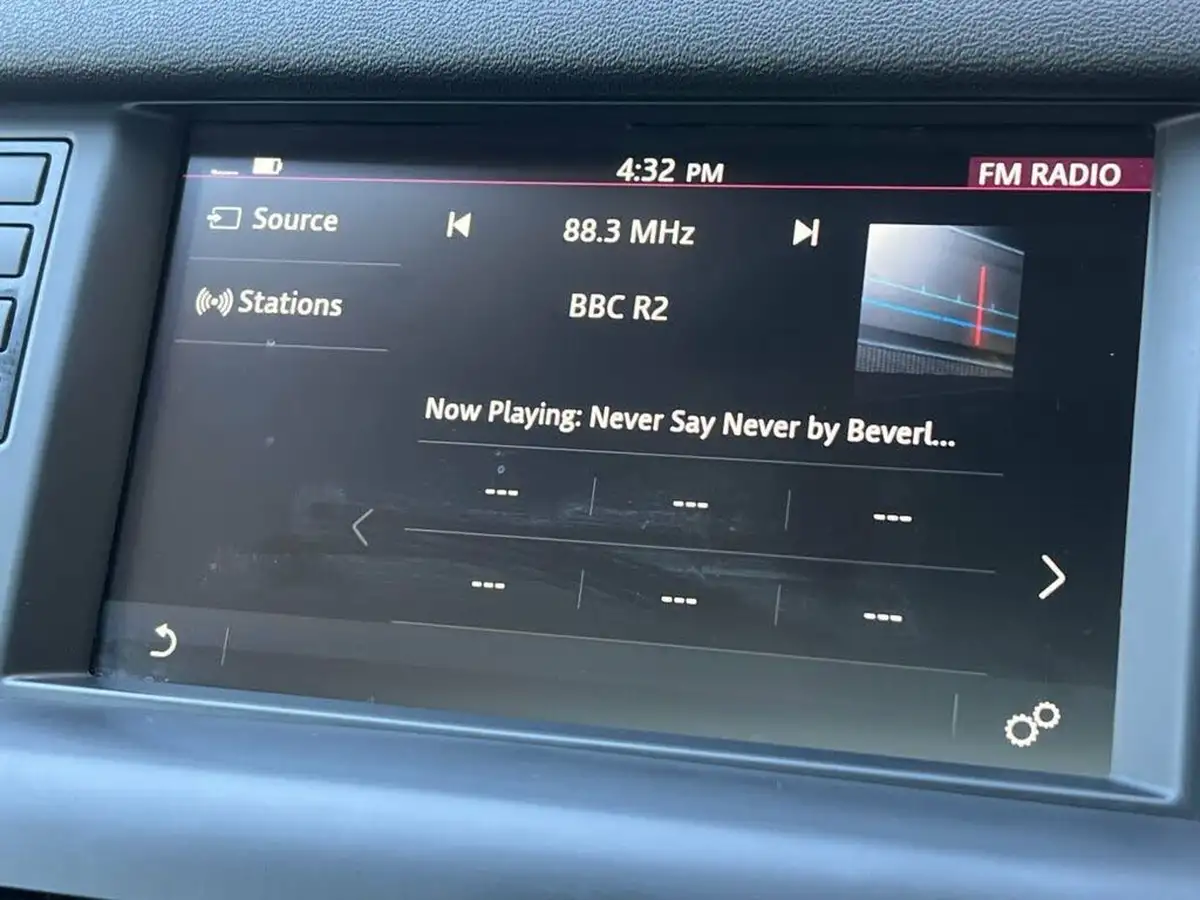 2018-land-rover-discovery-sport-20td4-se-tech-182ps-auto-big-45